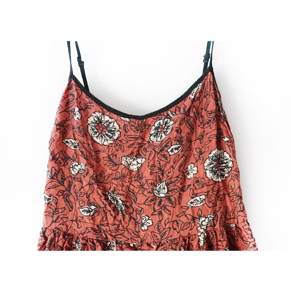 Forever 21 Floral Romper - Picture 3 of 5